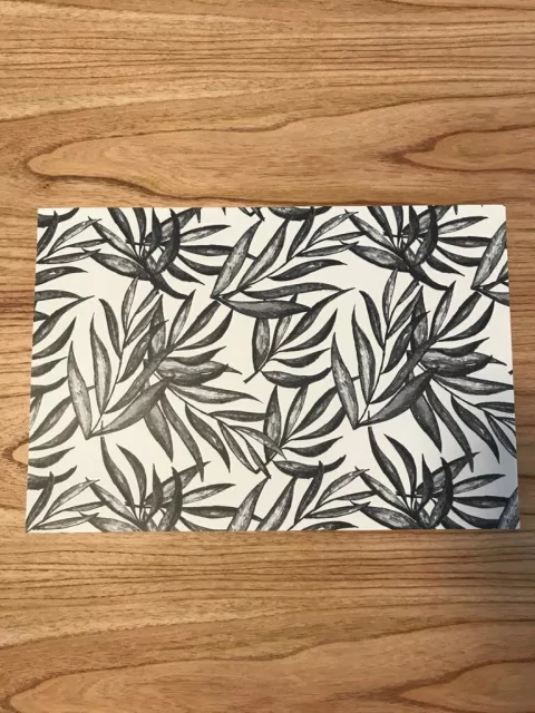 INDIVIDUAL RECTANGULAR LAUREL