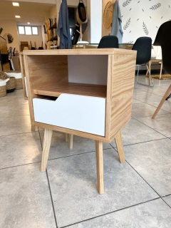 MESA DE LUZ NORUEGA CAJON BLANCO - comprar online