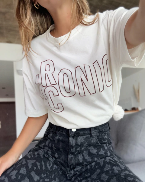 Remera Ironic - comprar online