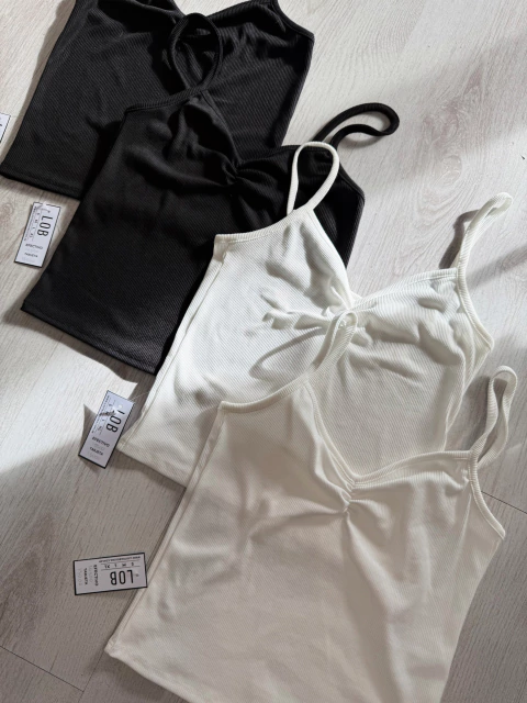 Musculosa morley - frunce escote - comprar online