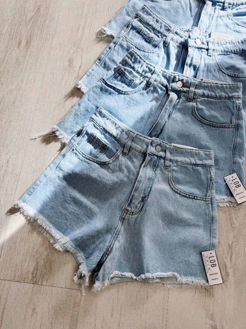 Short denim celeste claro - comprar online