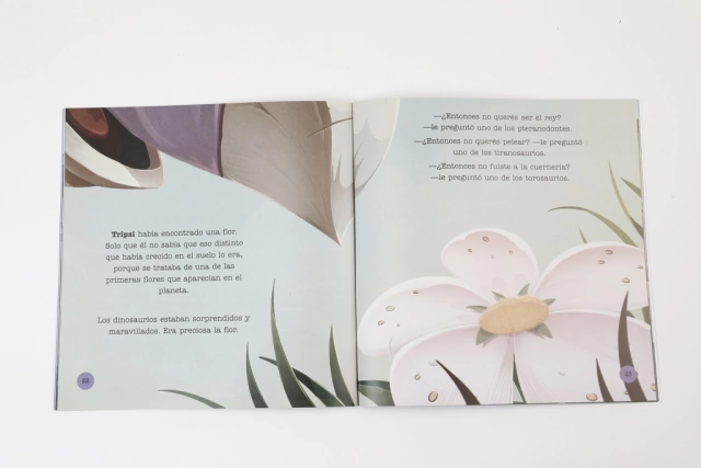 Corona de triceratops en internet