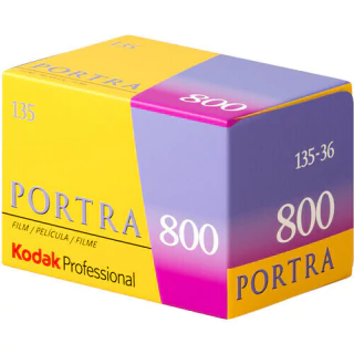 Filme Fotográfico Kodak Portra 800 (cor / Iso800 / 35mm / 36p)