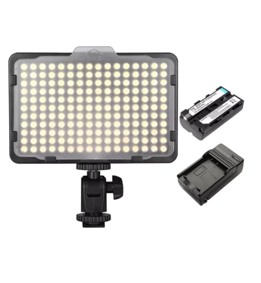 Iluminador Led Greika PT 176S (Bat+Carregador)