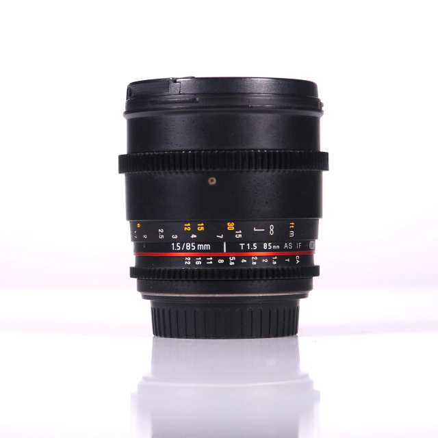 Lente Rokinon 85mm T1.5 Cine DS para Canon EF - (Semi Nova - E+)