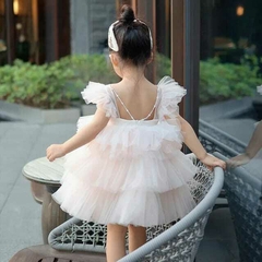 White dress girl - comprar en línea