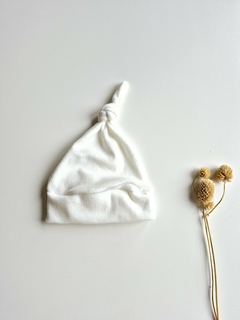 Gorrito de PLUSH ♥ NATURAL - comprar online