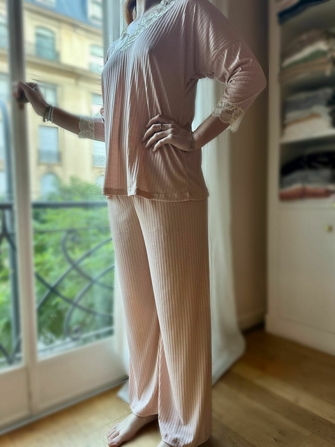 PIJAMA VANITY INVIERNO - comprar online