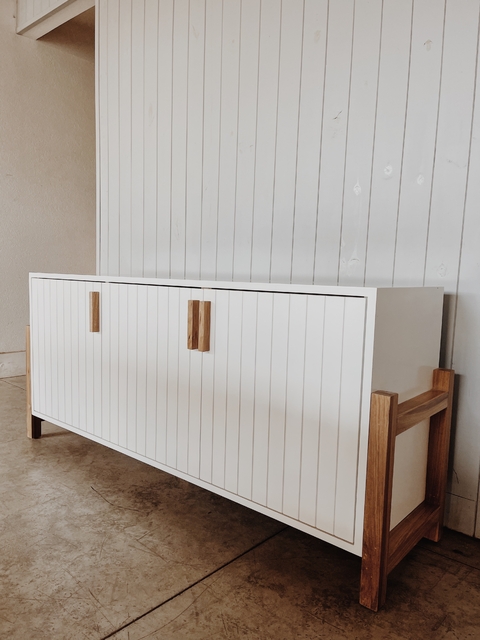 Mueble TV Ranuras