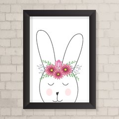 Quadro Infantil Coelhinho com Flores - comprar online