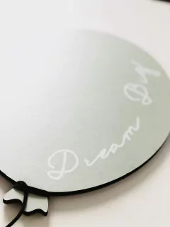 Plaquinha Balão Dream Big - comprar online