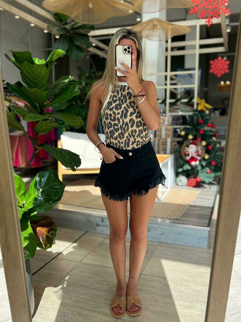 SHORT NEGRO RIGIDO (EO01280)