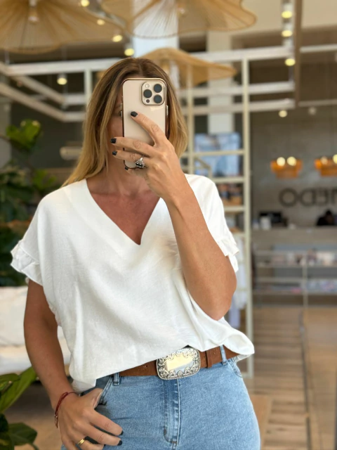 BLUSA ESC V C/VOLADO (EO01643) - comprar online