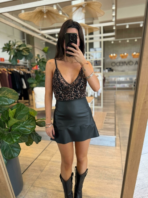 BODY PRINT EN V CON PUNTILLA (EO01621) - comprar online