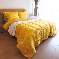 Tendido Acolchado SPAZIOS Estrellas Amarillo - comprar online