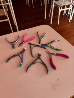 Pack cortacutículas x 8 - Grupo Mudanza - comprar online