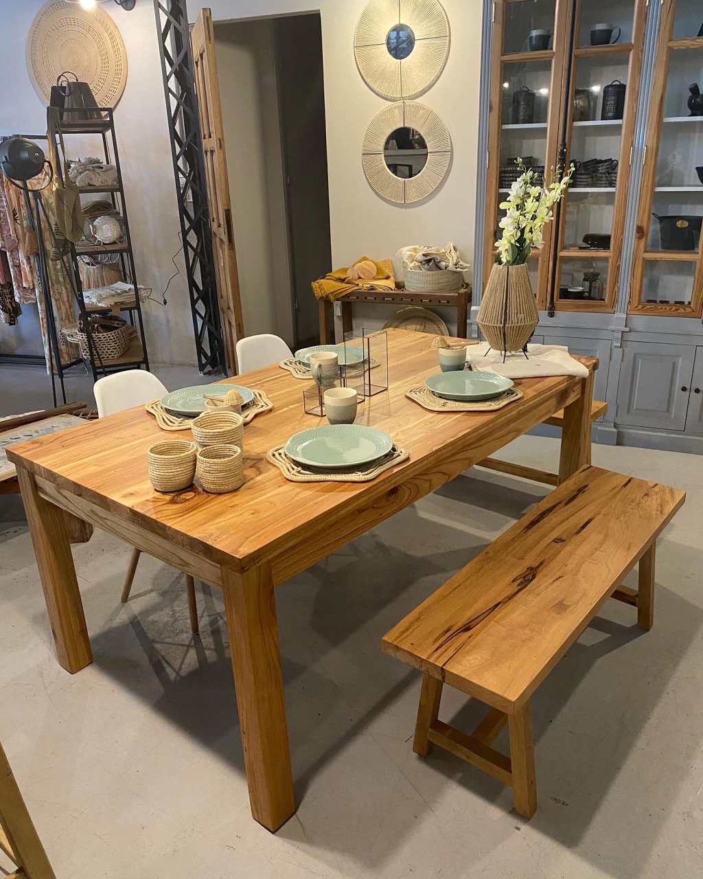 MESA RUSTICA EN PARAISO 2"
