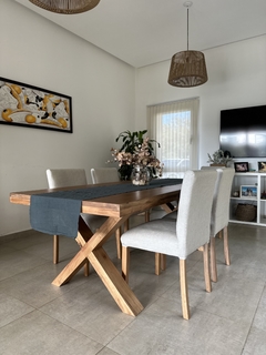 MESA X PIE EN MADERA EN ZOITA 2" C/R - Vaca Mística