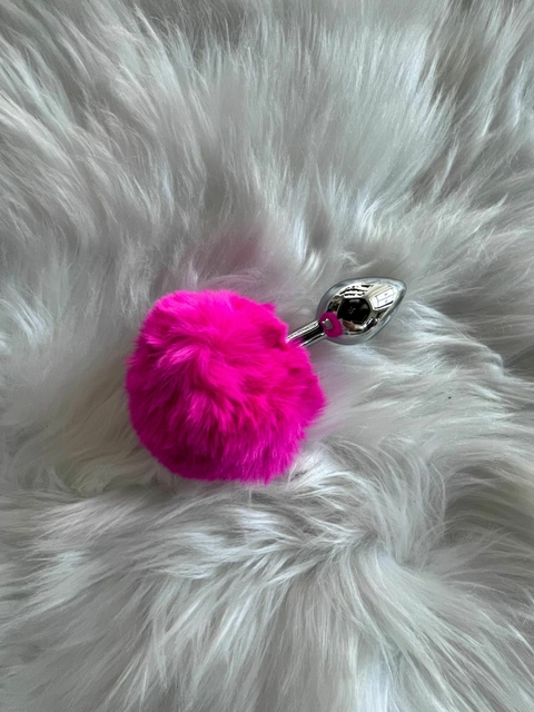 Plug Metálico con Pompón - Sensualidad Suave con Estilo Animal - comprar online