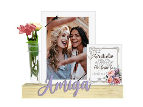 PORTA-RETRATO COM ELÁSTICO, PLACA E TUBETE AMIGA...BORBOLETA 21X23X4,5