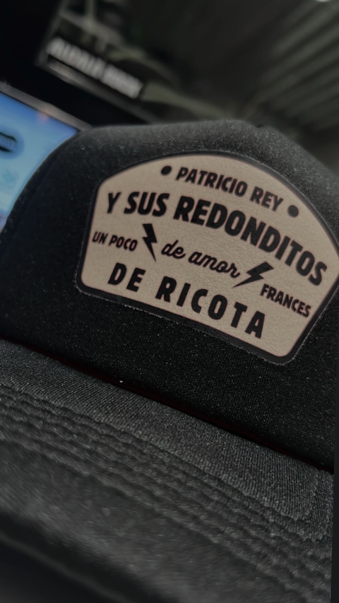 Gorra UN POCO DE AMOR FRANCES