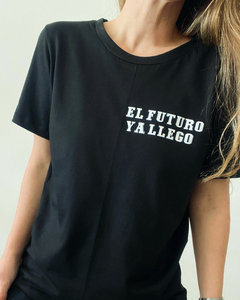 Remera EL FUTURO YA LLEGO - comprar online