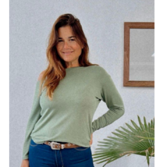 Remera hombro caido (01E) en internet