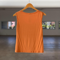 Musculosa modal Laque (2020) en internet