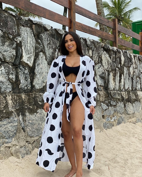 Saida longa bool preta