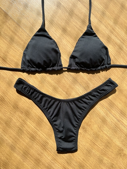 Cortininha preto/calcinha asa delta