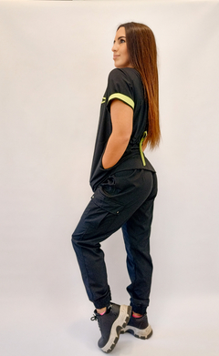 Pantalón Cargo (negro) en internet