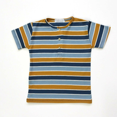 Remera Rayada con Cartera Mostaza