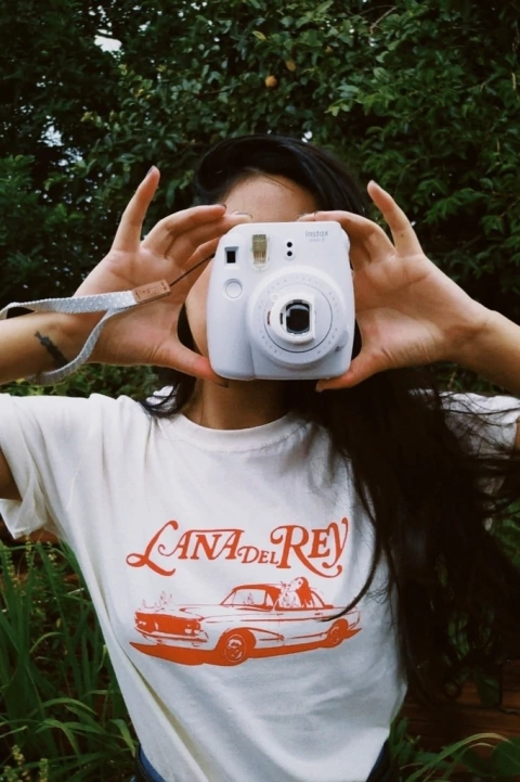 Camiseta Lana Del Rey- Burning car - Versevoid