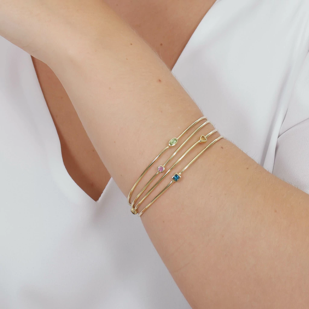 Conjunto de 4 pulseiras de mosaico de pedras Brasileiras