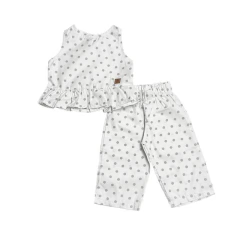 Art. 880 - Conjunto beba lunares en internet