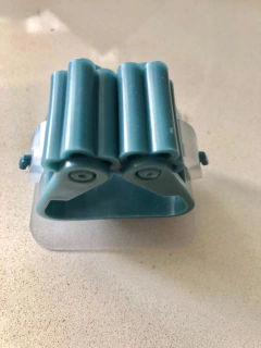 Imagen de SOPORTE PARA ESCOBA x1 CON ADHESIVO