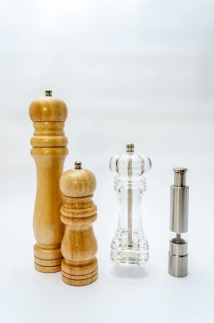 MOLINILLO DE PIMIENTA & ESPECIAS DE ACRILICO "SPICY" TRANSPARENTE "S" - tienda online