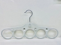 Imagen de PERCHA DE TERCIOPELO PARA PAÑUELOS / PASHMINAS / COLLARES