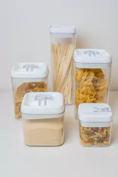 FRASCO "TREVI" CUADRADO "L" CON TAPA HERMETICO DE ACRILICO - Marian - Todo Organizado