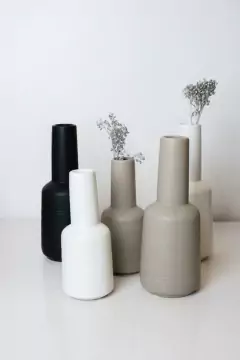 FLORERO "FELICIA" DE CERAMICA "S"