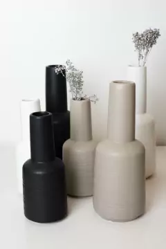 FLORERO "FELICIA" DE CERAMICA "S" en internet