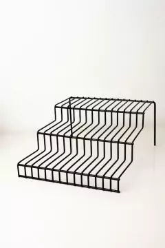 ESCALERITA "SHANI" DE METAL en internet