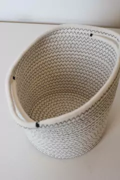 SET x3 CANASTOS "OLIVER" TEJIDOS GRIS Y BLANCO CON MANIJAS