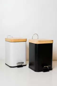 Imagen de CESTO "NORDICO" CUADRADO 3L DE RESIDUOS CON PEDAL Y TAPA DE MADERA