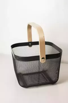 CANASTO "ZABELLE" DE METAL CON MANIJA DE MADERA - Marian - Todo Organizado