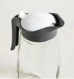 JARRA DE VIDRIO “INDIANA” CON TAPA DE PLASTICO 1600 ML - Marian Todo Organizado