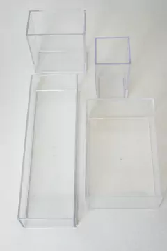 ORGANIZADOR “DAKOTA CLEAR” DE ACRILICO "M" - tienda online