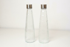 BOTELLA HUNGRIA CON TAPA DE ACERO 750 ML