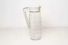 JARRA DE VIDRIO "INDIANA" CON MANIJA Y TAPA GRIS TIZA 1600ml en internet