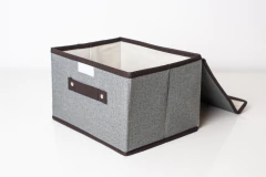 CAJA DE TELA "COLUMBUS" CON TAPA Y MANIJA CHICA - Marian Todo Organizado